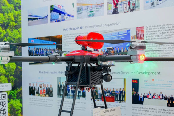 mua-drone-uav-phai-dang-ky-dieu-khien-uav-tu-250g-tro-len-phai-co-giay-phep-568.jpg
